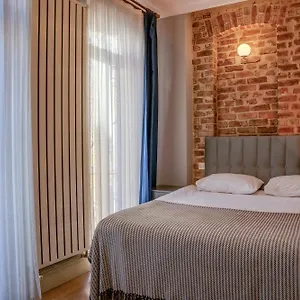 https://november.istanbul-turkeyhotels.com